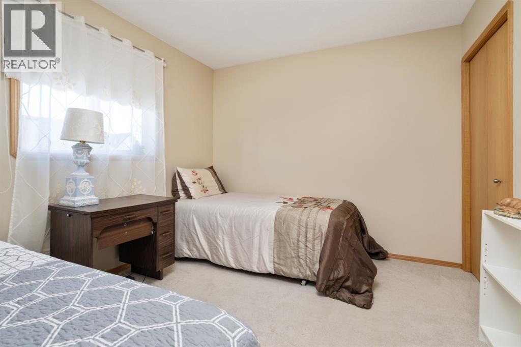 6608 33 Avenue, Camrose, Alberta  T4V 4W9 - Photo 12 - A2293491