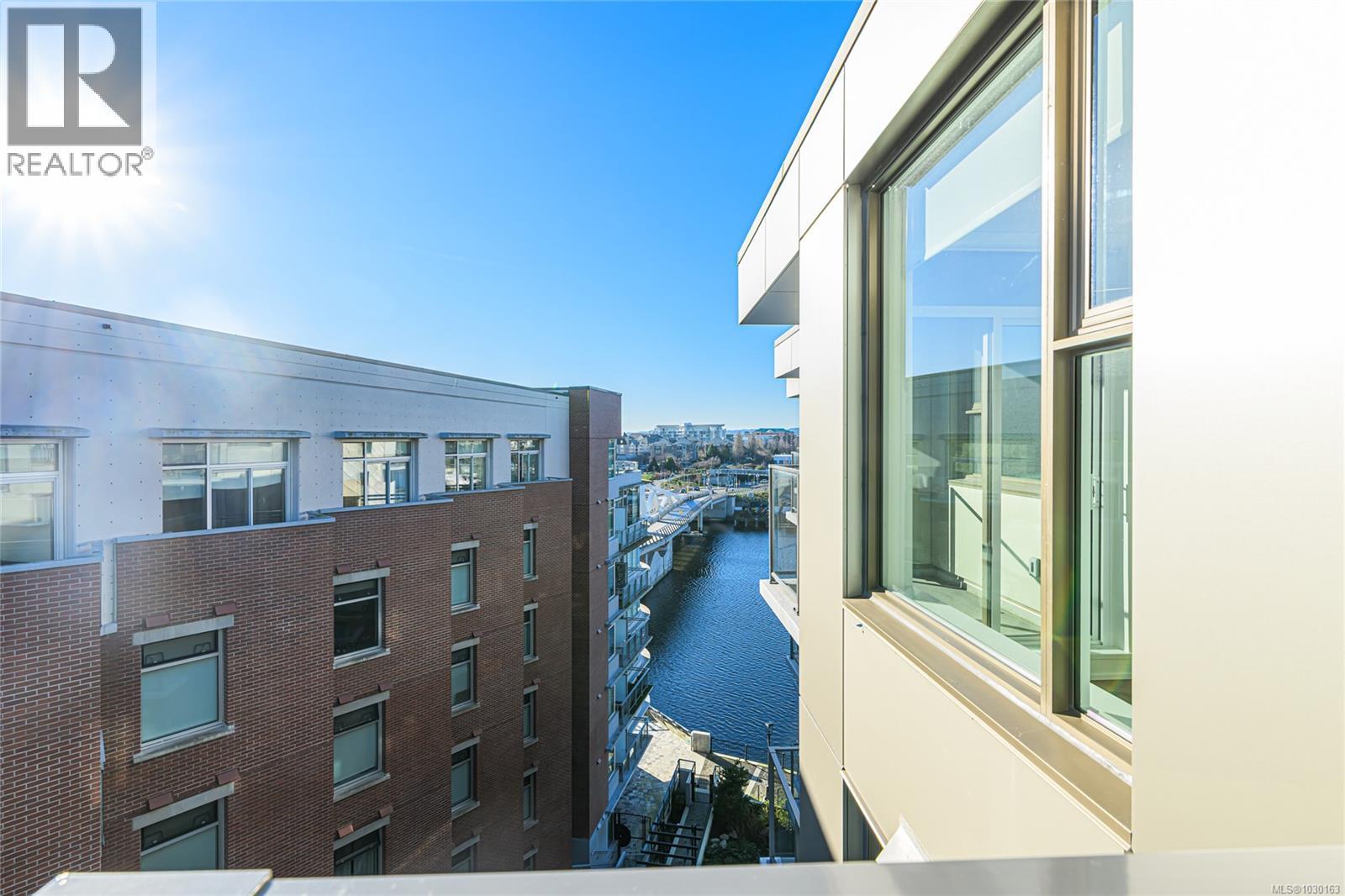 904 1628 Store St, Victoria, British Columbia  V8W 0H1 - Photo 12 - 1030163