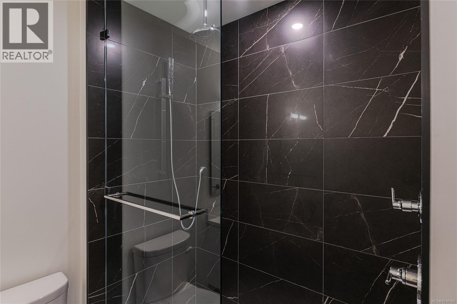 904 1628 Store St, Victoria, British Columbia  V8W 0H1 - Photo 21 - 1030163