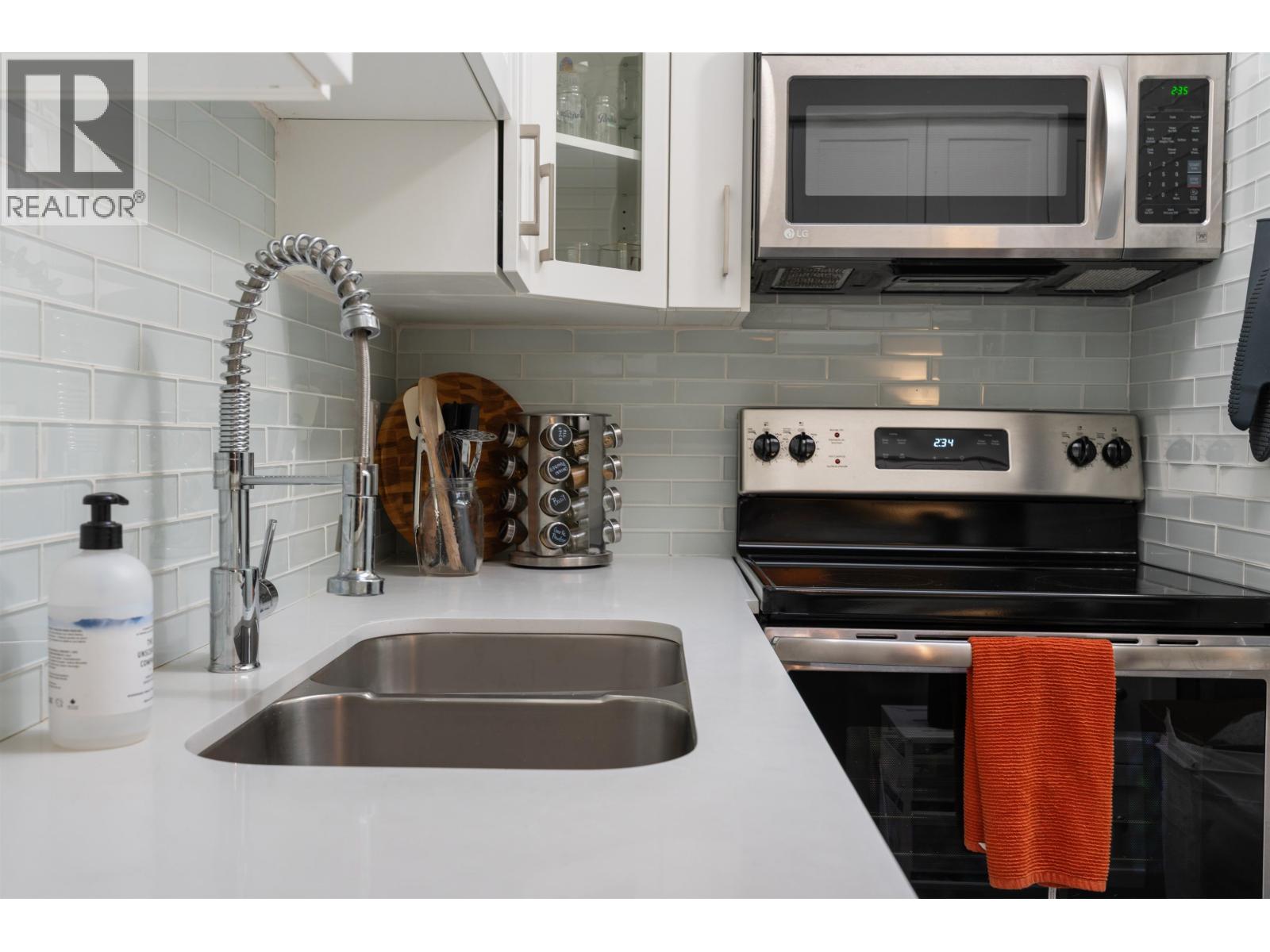 327 8460 Ackroyd Road, Richmond, British Columbia V6X 3E9 - Photo 19 - R3107895