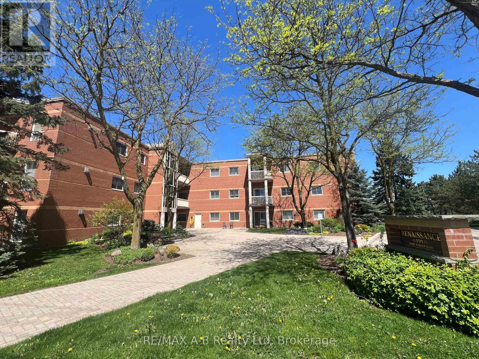 112 - 199 Hope Street E, East Zorra-Tavistock, Ontario  N0B 2R0 - Photo 2 - X12154485