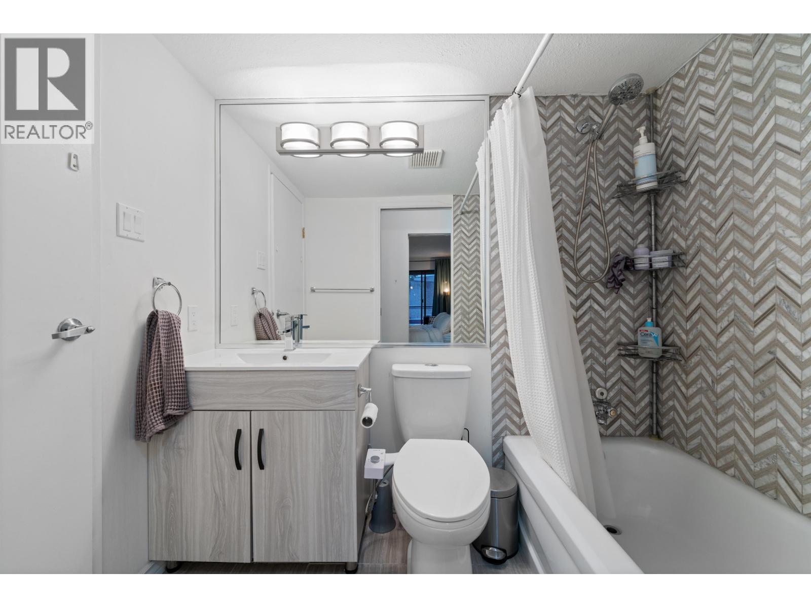 327 8460 Ackroyd Road, Richmond, British Columbia V6X 3E9 - Photo 11 - R3107895