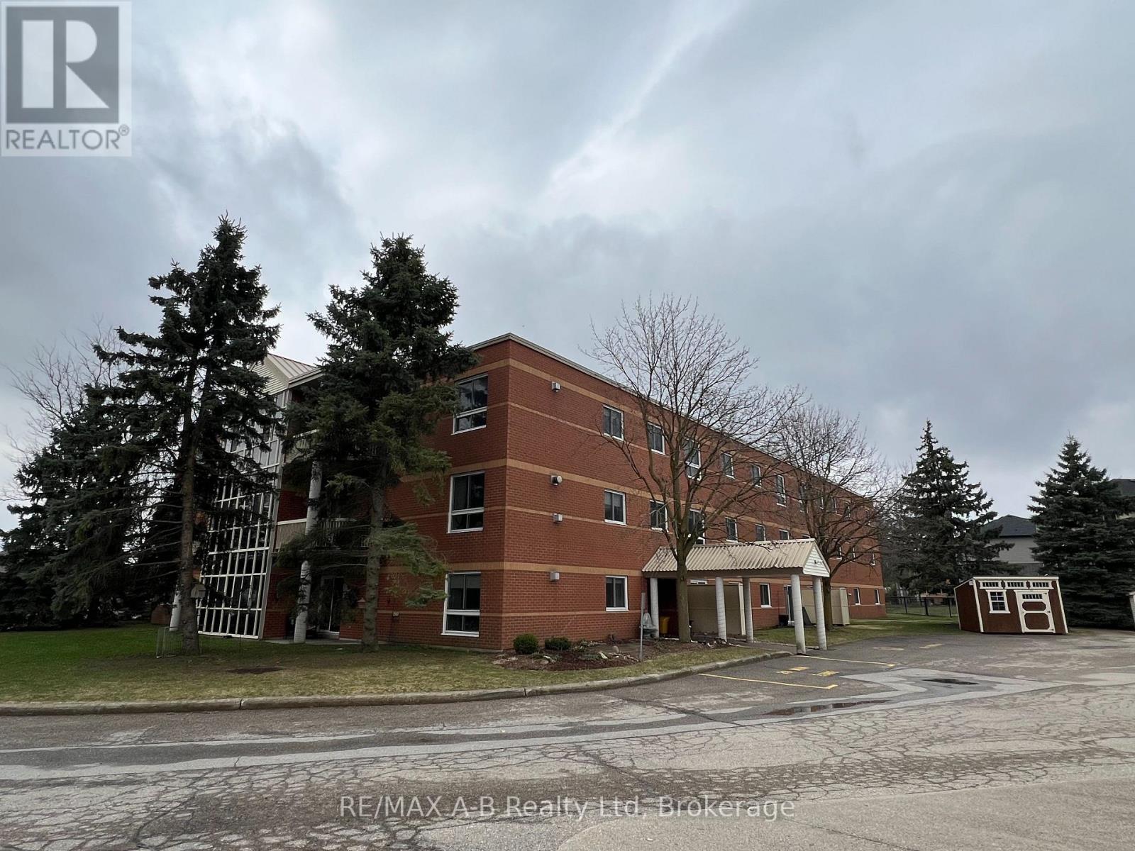 112 - 199 Hope Street E, East Zorra-Tavistock, Ontario  N0B 2R0 - Photo 37 - X12154485