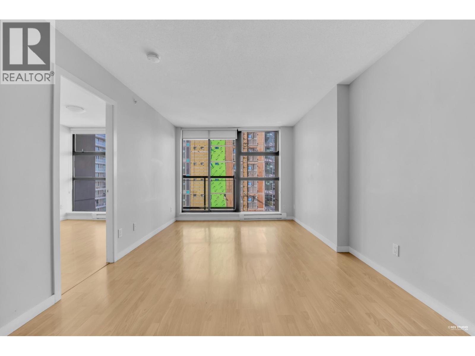 1707 1295 Richards Street, Vancouver, British Columbia  V6B 1B7 - Photo 2 - R3108099