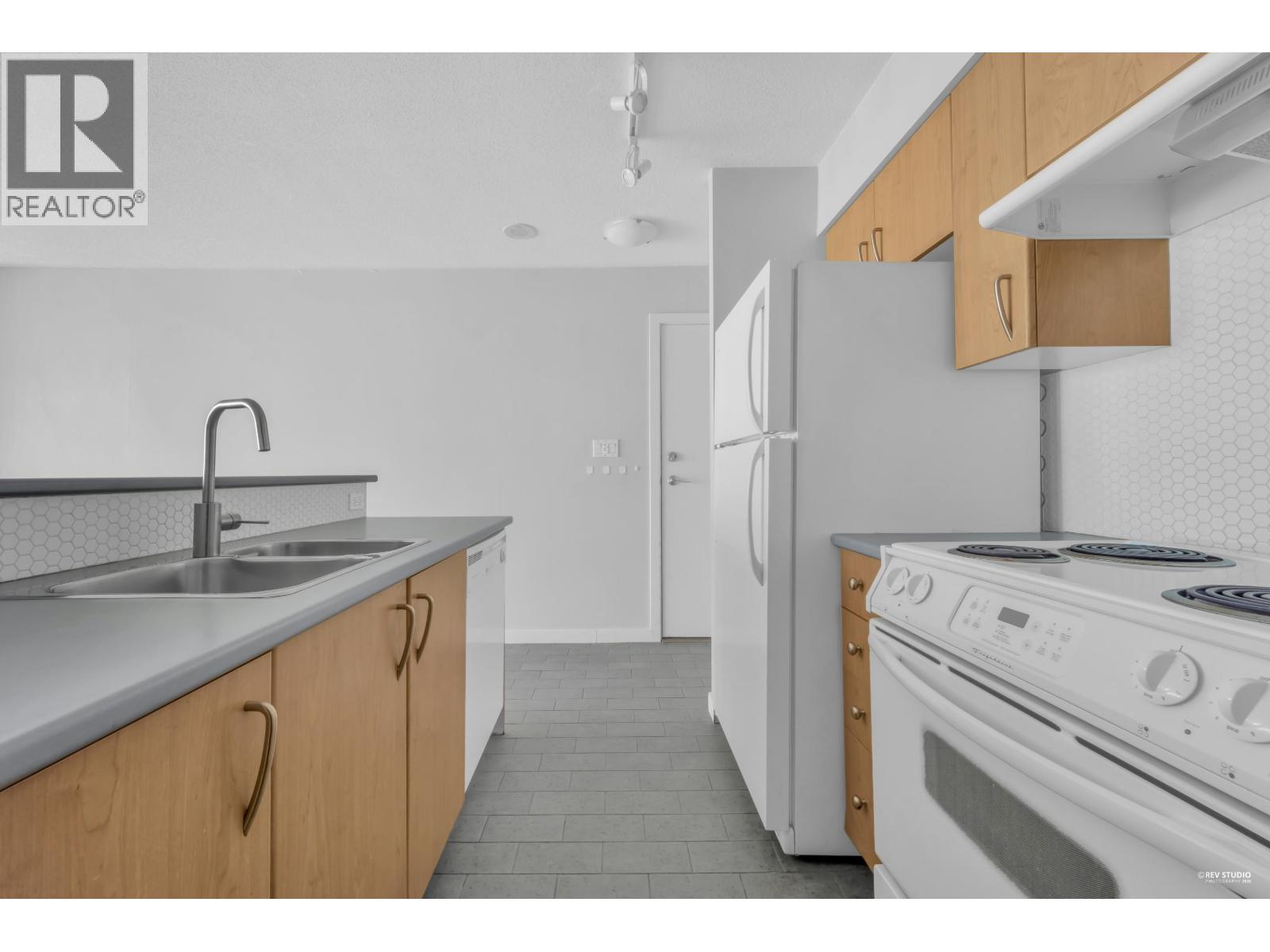 1707 1295 Richards Street, Vancouver, British Columbia  V6B 1B7 - Photo 9 - R3108099