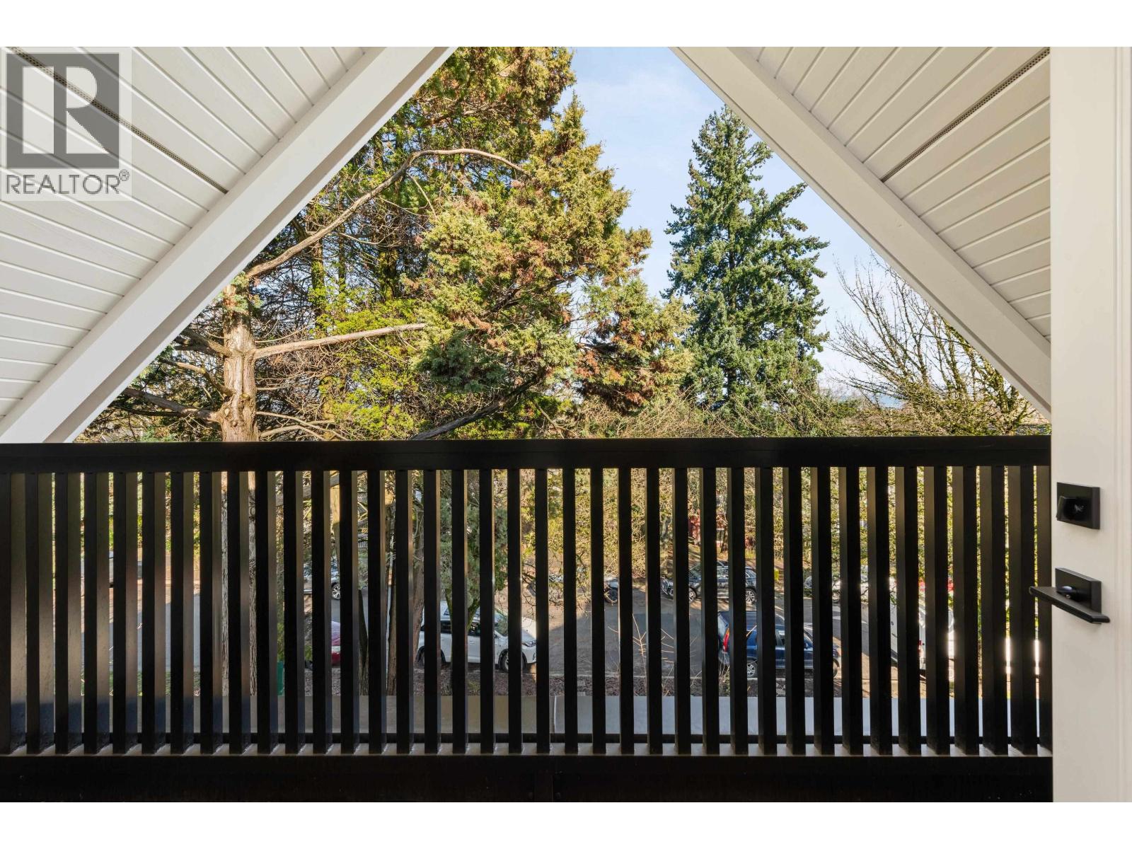 1220 E 11th Avenue, Vancouver, British Columbia  V5T 2G3 - Photo 22 - R3108110