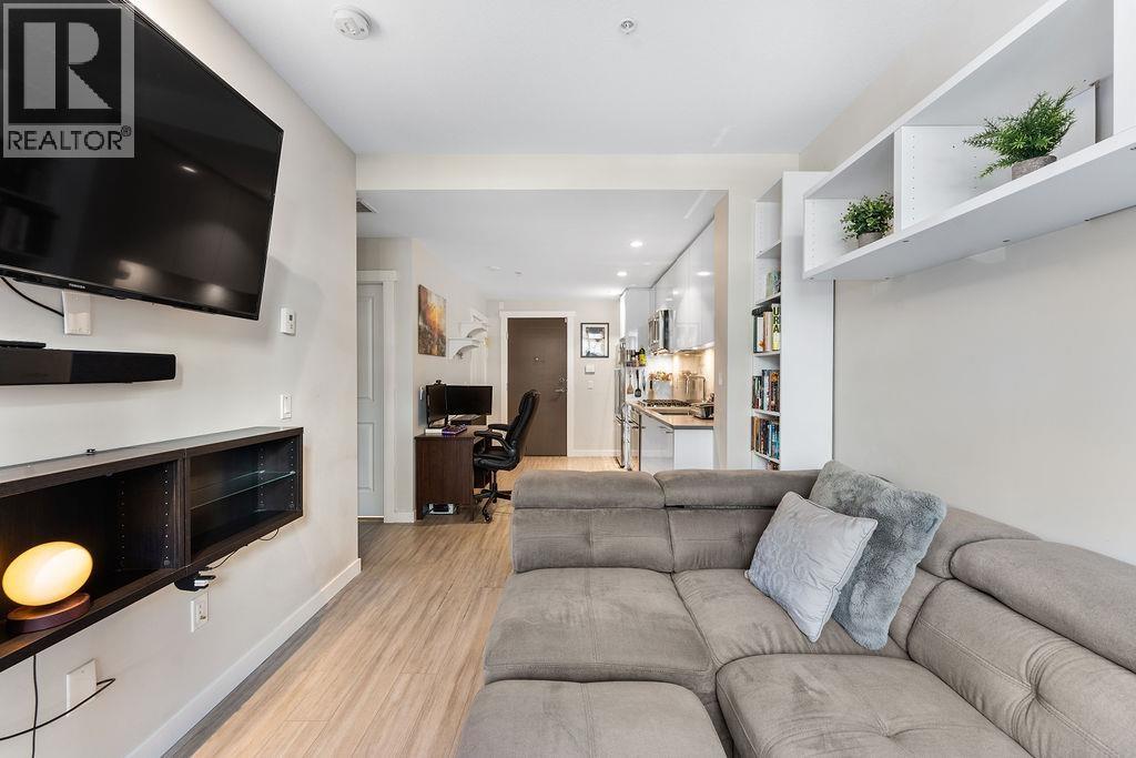 3 2651 Library Lane, North Vancouver, British Columbia  V7J 0C1 - Photo 2 - R3108118