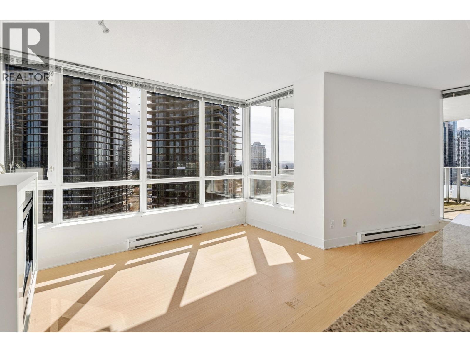 2208 4808 Hazel Street, Burnaby, British Columbia V5H 0A2 - Photo 5 - R3108120