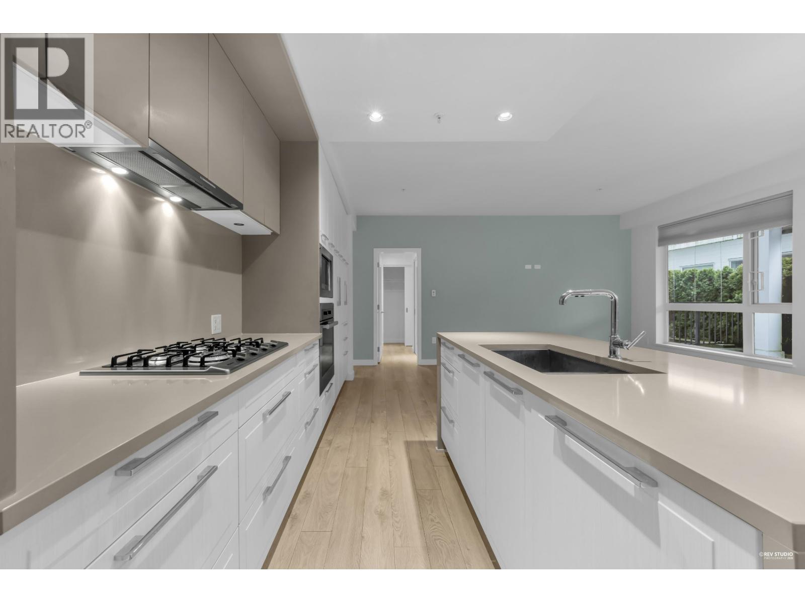 109 6677 Cambie Street, Vancouver, British Columbia  V6P 0E6 - Photo 3 - R3108131