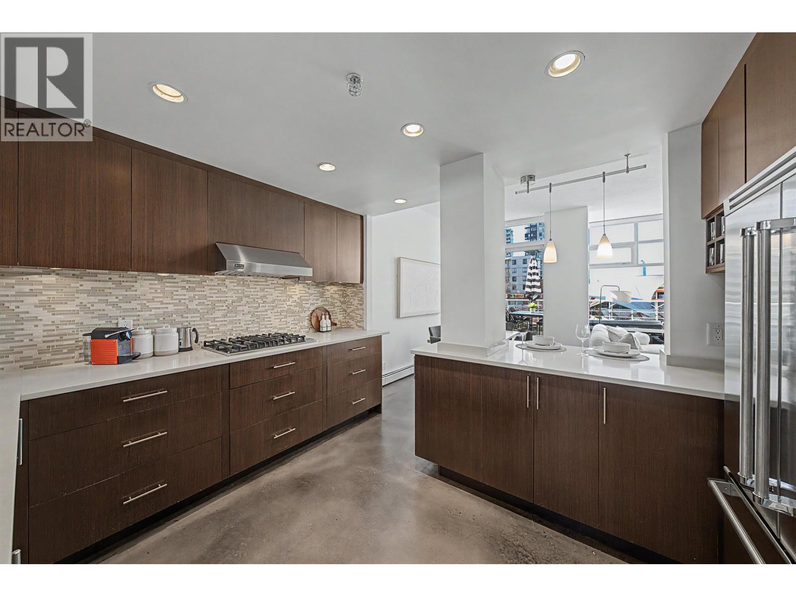 Th A 1199 Marinaside Crescent, Vancouver, British Columbia  V6Z 2Y2 - Photo 10 - R3108167