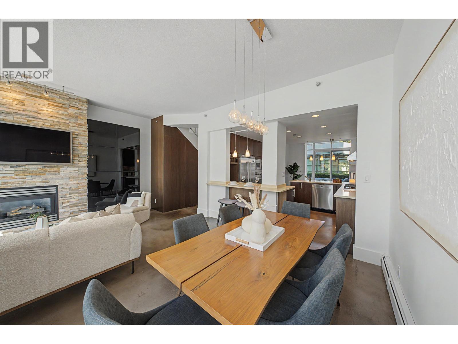 Th A 1199 Marinaside Crescent, Vancouver, British Columbia  V6Z 2Y2 - Photo 12 - R3108167