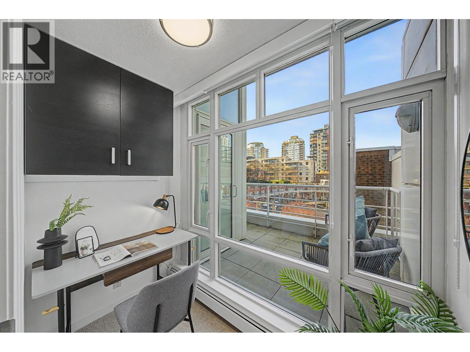 Th A 1199 Marinaside Crescent, Vancouver, British Columbia  V6Z 2Y2 - Photo 19 - R3108167