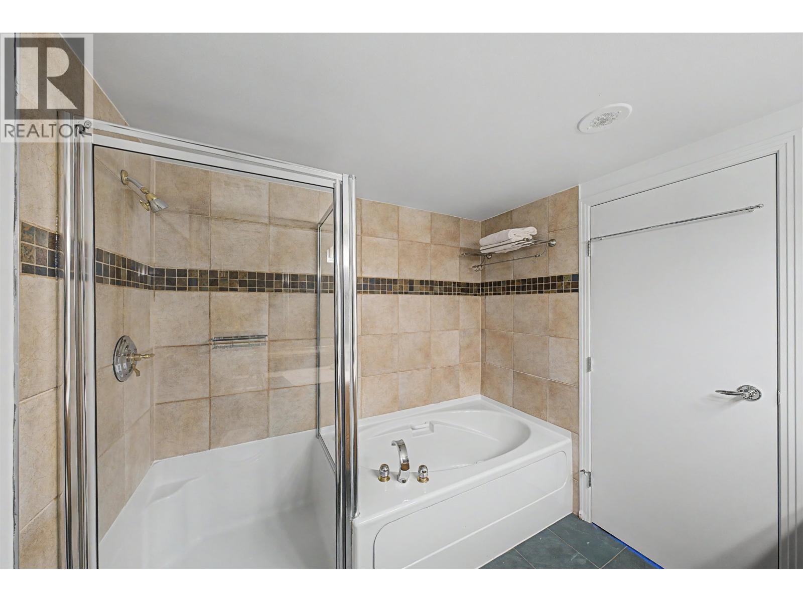 Th A 1199 Marinaside Crescent, Vancouver, British Columbia  V6Z 2Y2 - Photo 25 - R3108167