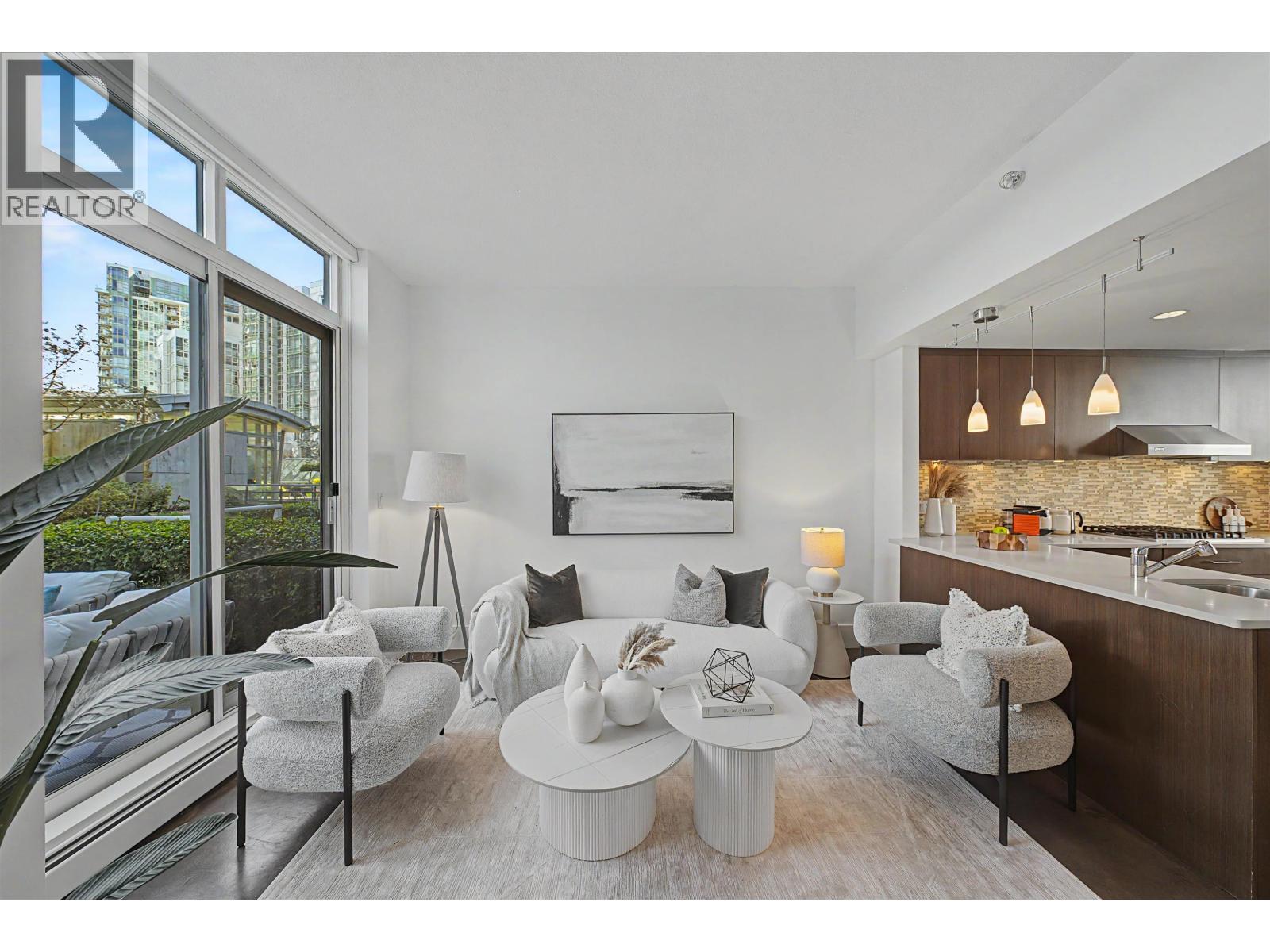 Th A 1199 Marinaside Crescent, Vancouver, British Columbia  V6Z 2Y2 - Photo 4 - R3108167