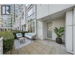 <div class="price">$2,168,000</div> Th A 1199 Marinaside Crescent, Vancouver<br><div style="margin-bottom:8px;"><small>RE/MAX Crest Realty</small></div><div class='bed_bath'>3 Bed | 3 Bath</div>