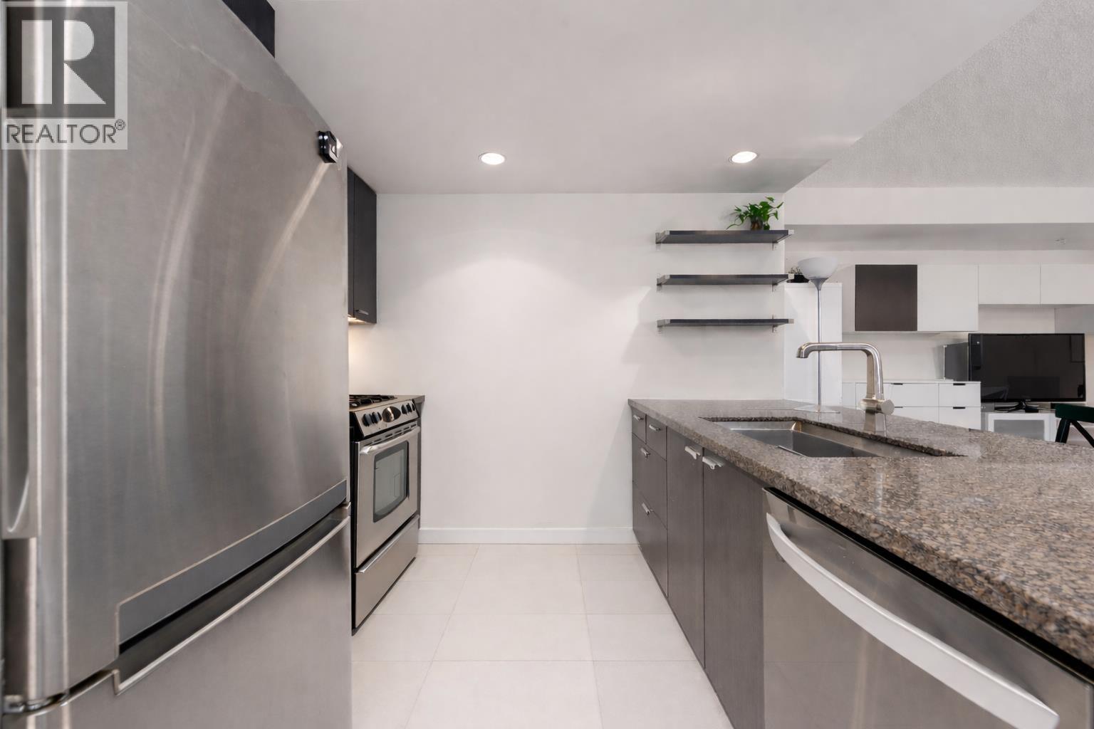 103 2232 Douglas Road, Burnaby, British Columbia  V5C 0G9 - Photo 4 - R3108185