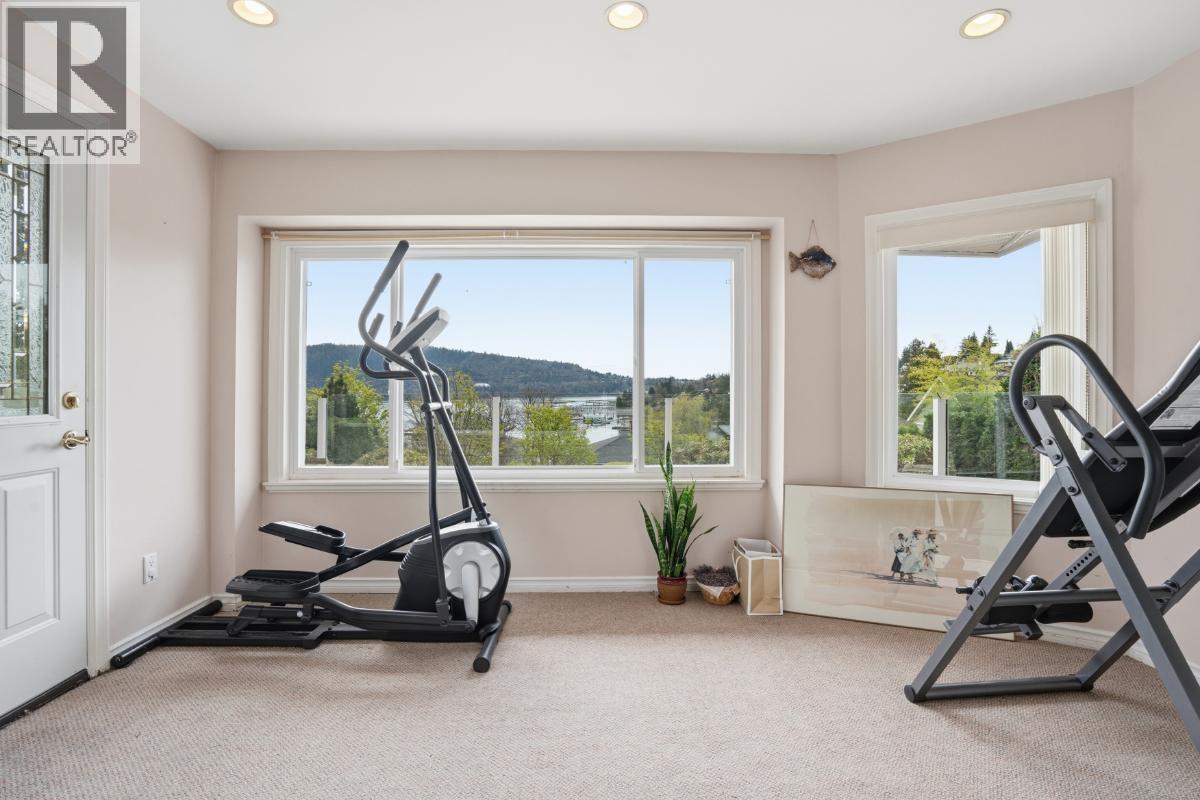 4493 Epps Avenue, North Vancouver, British Columbia  V7G 1G2 - Photo 30 - R3107712