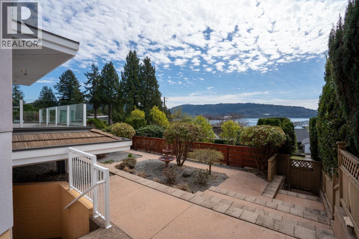 4493 Epps Avenue, North Vancouver, British Columbia  V7G 1G2 - Photo 37 - R3107712