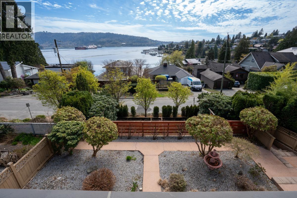 4493 Epps Avenue, North Vancouver, British Columbia  V7G 1G2 - Photo 36 - R3107712