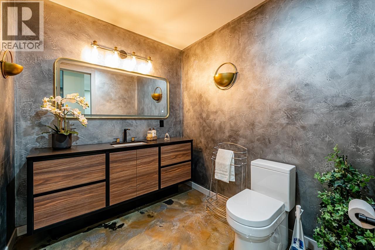 592 Craigmohr Drive, West Vancouver, British Columbia  V7S 1X2 - Photo 12 - R3108143