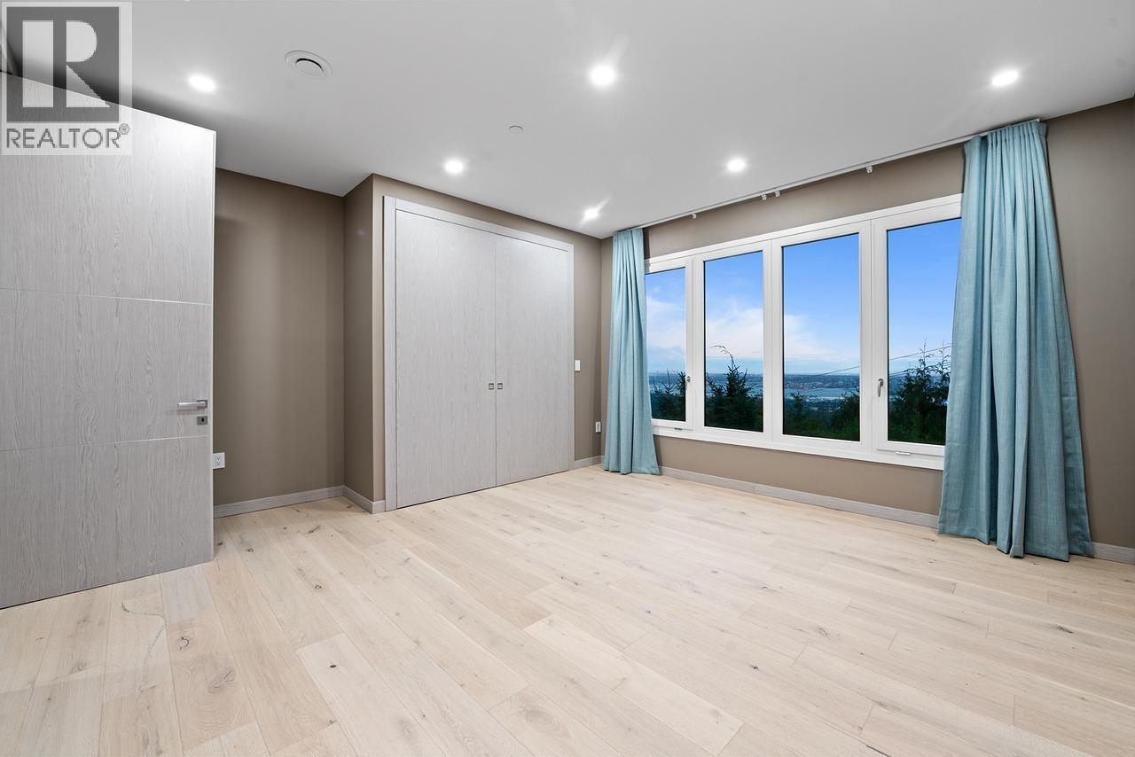 592 Craigmohr Drive, West Vancouver, British Columbia  V7S 1X2 - Photo 22 - R3108143