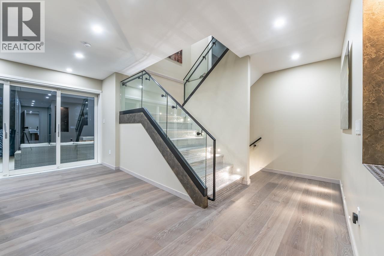 592 Craigmohr Drive, West Vancouver, British Columbia  V7S 1X2 - Photo 27 - R3108143