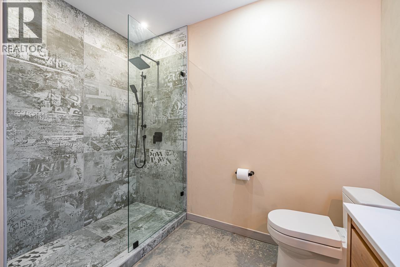 592 Craigmohr Drive, West Vancouver, British Columbia  V7S 1X2 - Photo 38 - R3108143