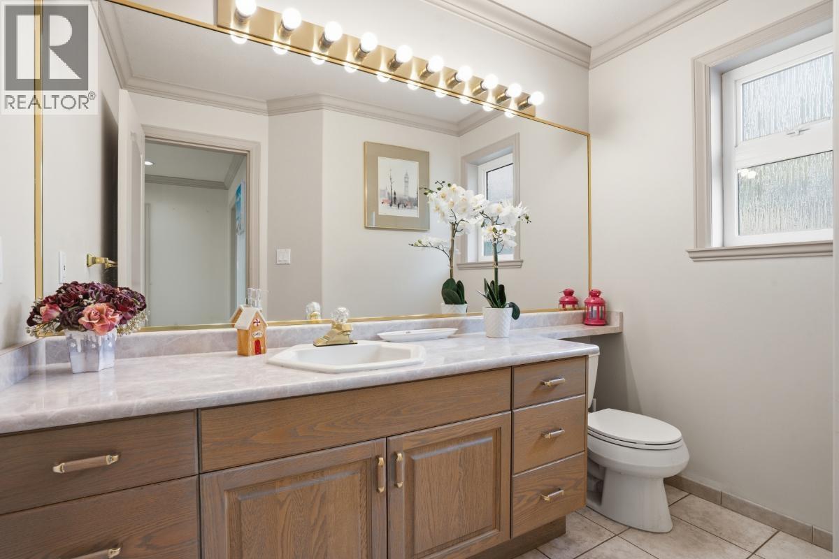 4493 Epps Avenue, North Vancouver, British Columbia  V7G 1G2 - Photo 21 - R3107712