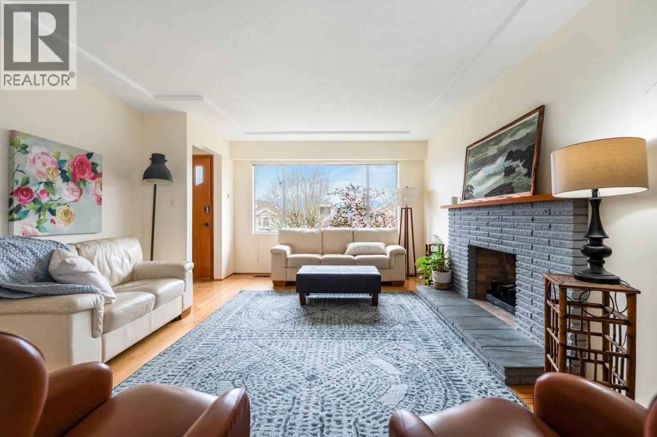 3050 E 21st Avenue, Vancouver, British Columbia  V5M 2W7 - Photo 3 - R3108078