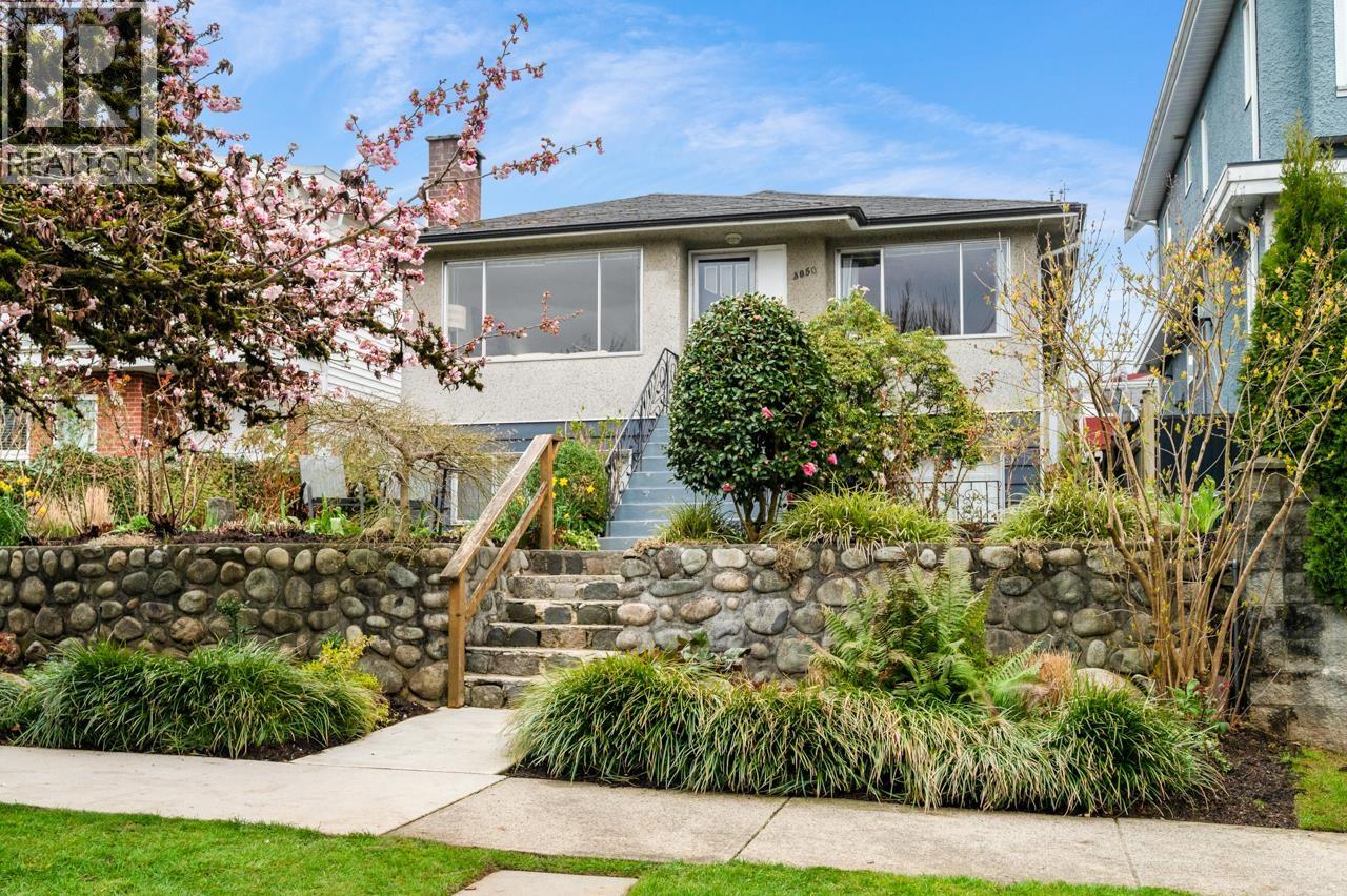 3050 E 21st Avenue, Vancouver, British Columbia  V5M 2W7 - Photo 2 - R3108078