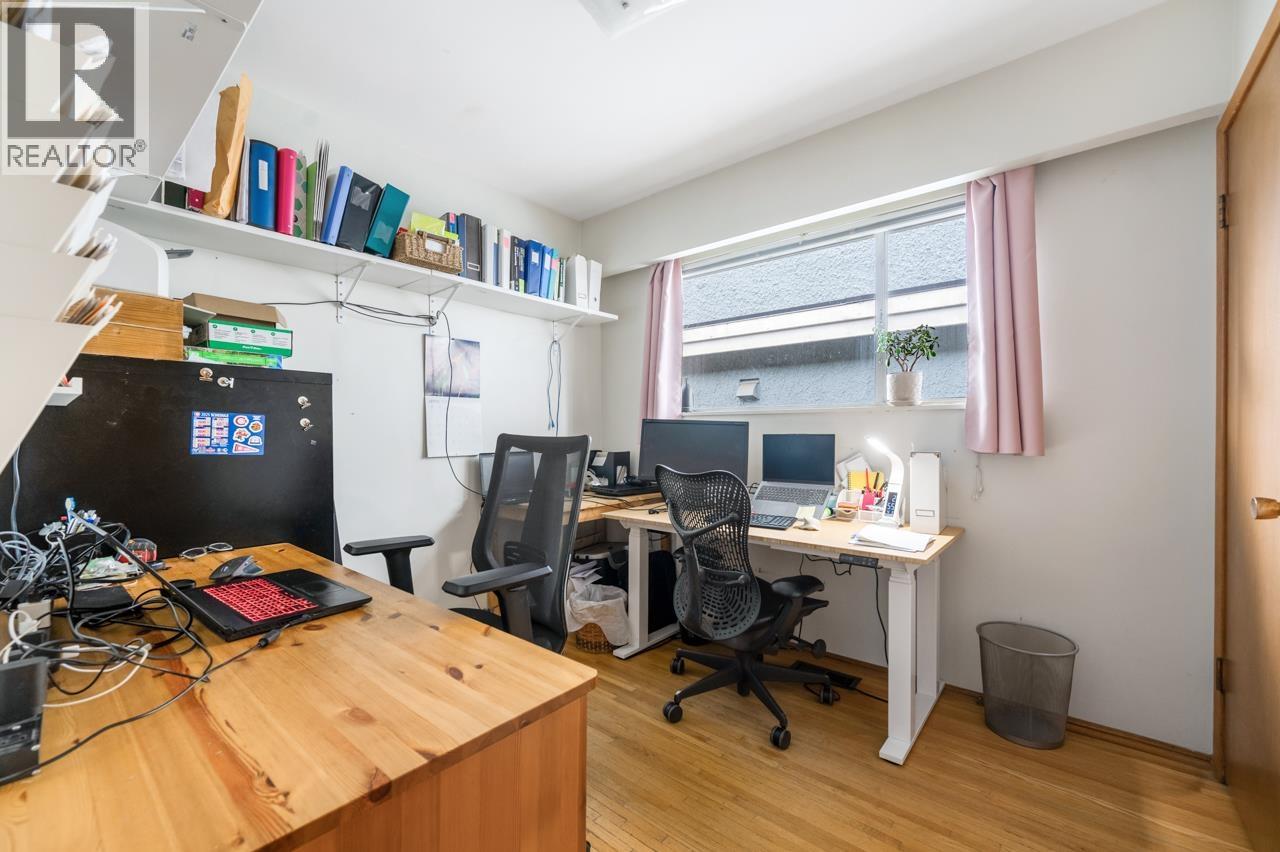 3050 E 21st Avenue, Vancouver, British Columbia  V5M 2W7 - Photo 14 - R3108078