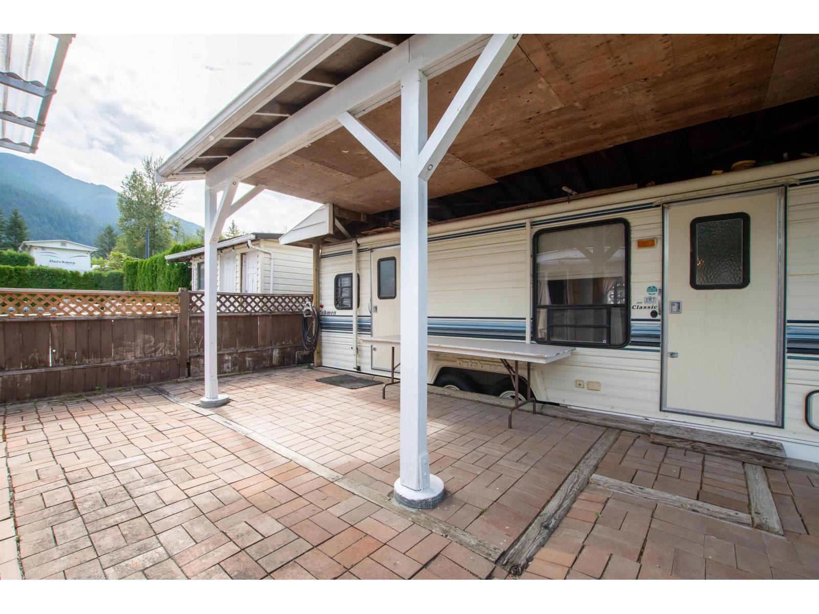 117 1436 Frost Road, Columbia Valley, Chilliwack, British Columbia  V2R 4X8 - Photo 5 - R3107481