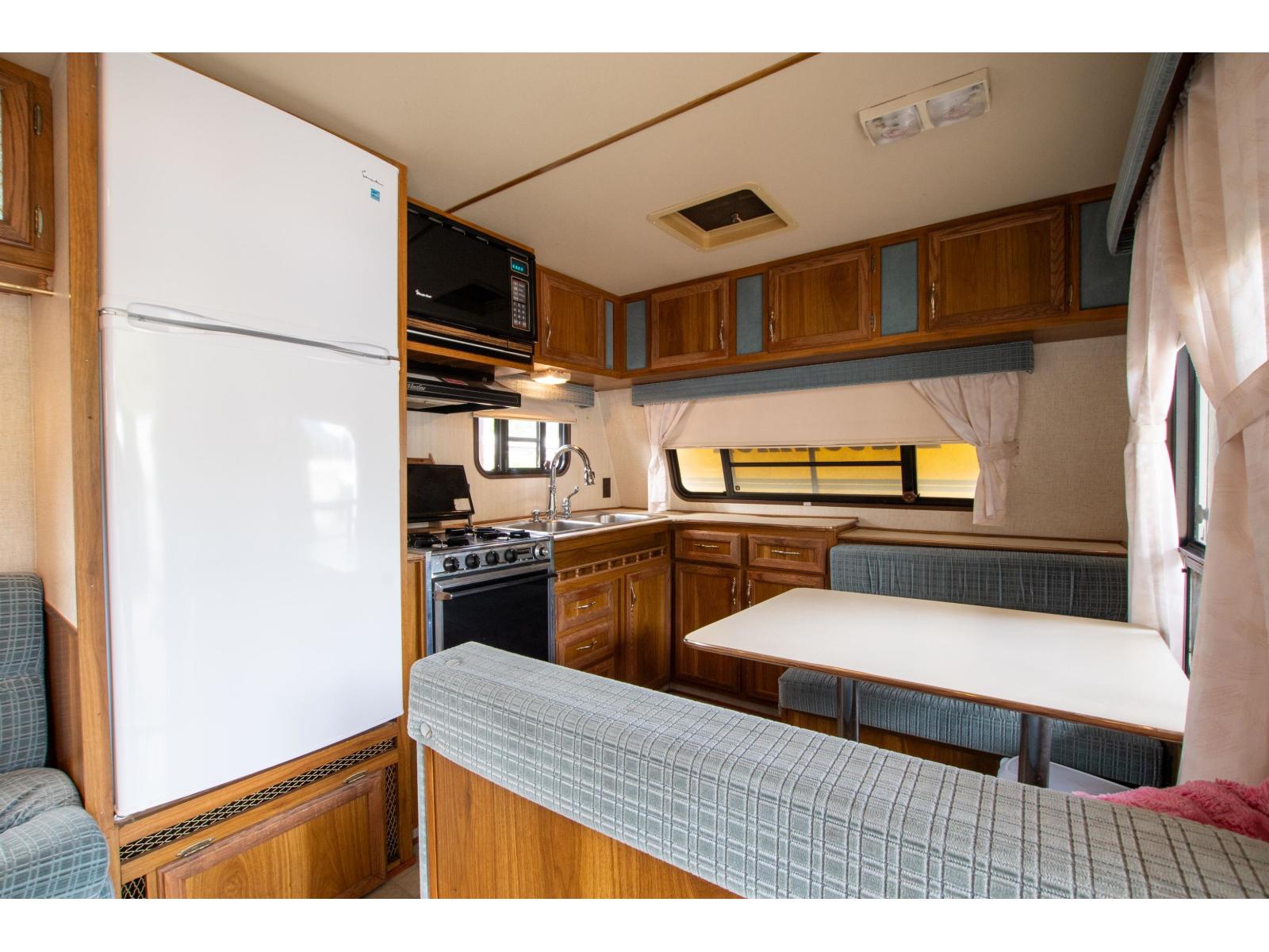 117 1436 Frost Road, Columbia Valley, Chilliwack, British Columbia  V2R 4X8 - Photo 8 - R3107481