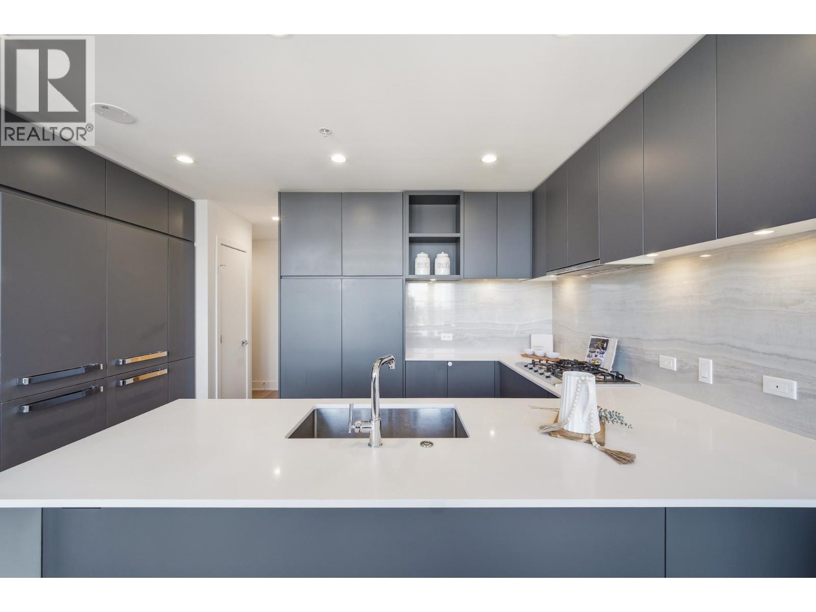 2401 450 Westview Street, Coquitlam, British Columbia V3K 0G3 - Photo 7 - R3106348