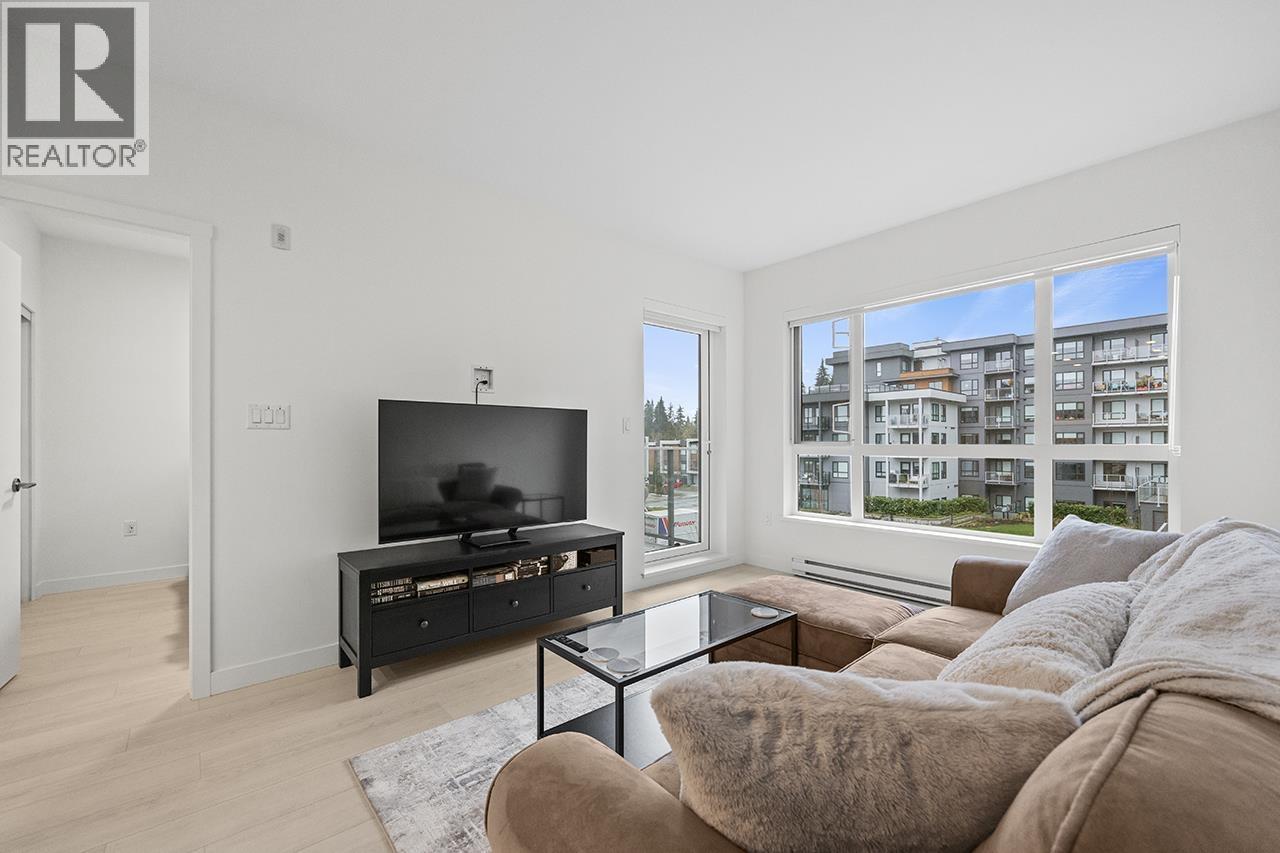 303 3596 Malsum Drive, North Vancouver, British Columbia V7G 0B5 - Photo 4 - R3108021