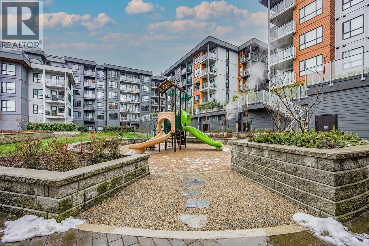 303 3596 Malsum Drive, North Vancouver, British Columbia V7G 0B5 - Photo 21 - R3108021