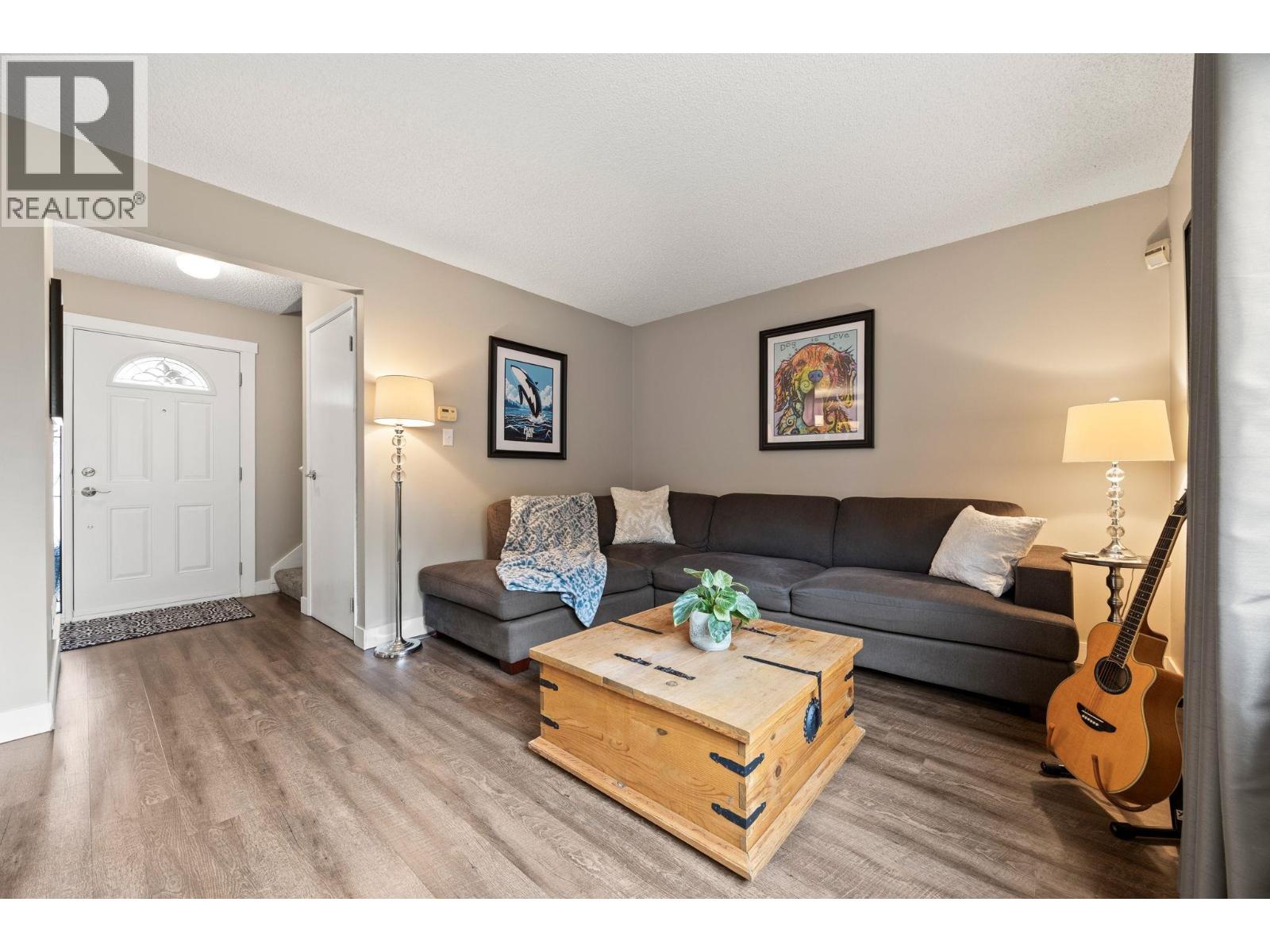 63 2905 Norman Avenue, Coquitlam, British Columbia  V3C 4H8 - Photo 2 - R3107858