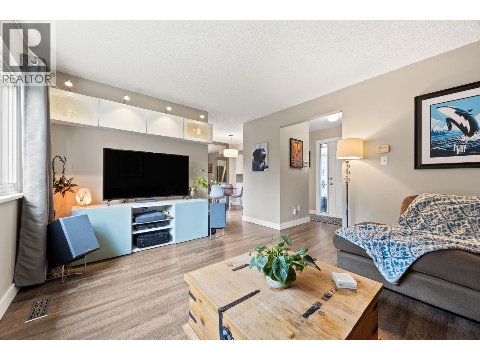 63 2905 Norman Avenue, Coquitlam, British Columbia  V3C 4H8 - Photo 3 - R3107858