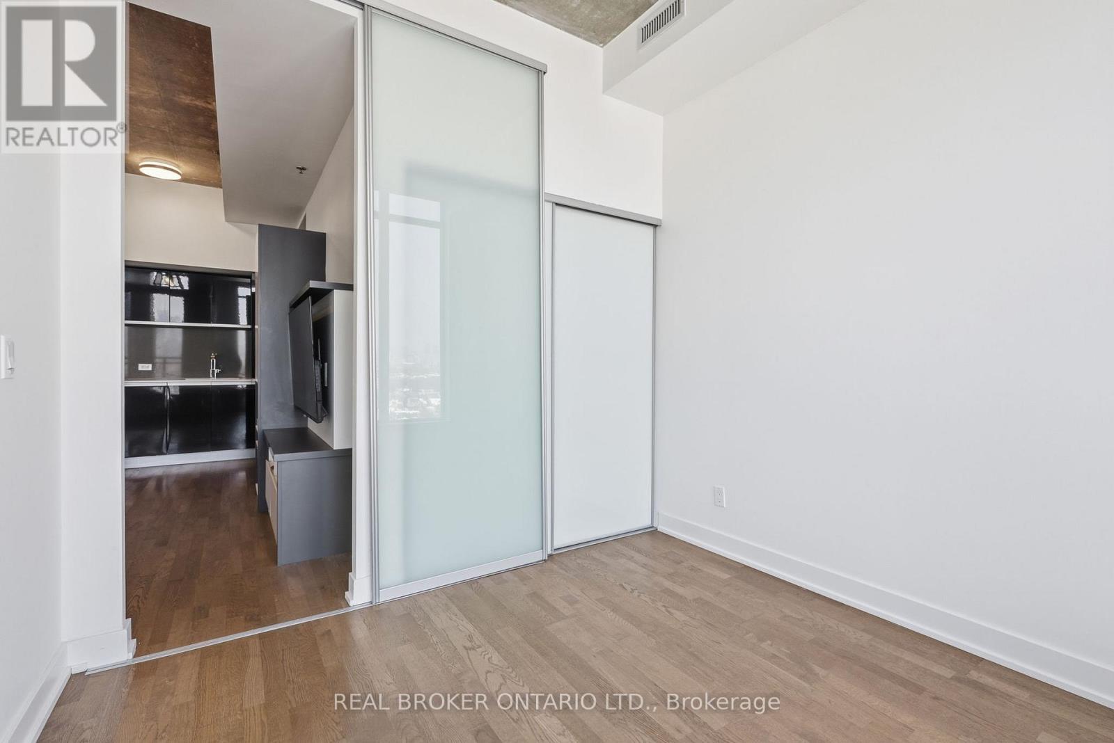 1127 - 20 Minowan Miikan Lane, Toronto, Ontario  M6J 0E5 - Photo 19 - C12968318