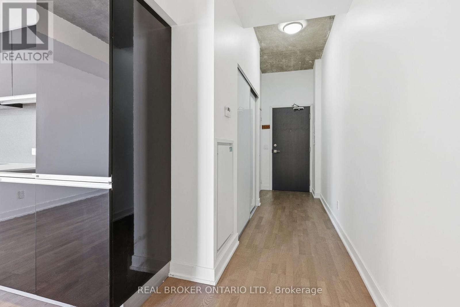 1127 - 20 Minowan Miikan Lane, Toronto, Ontario  M6J 0E5 - Photo 9 - C12968318