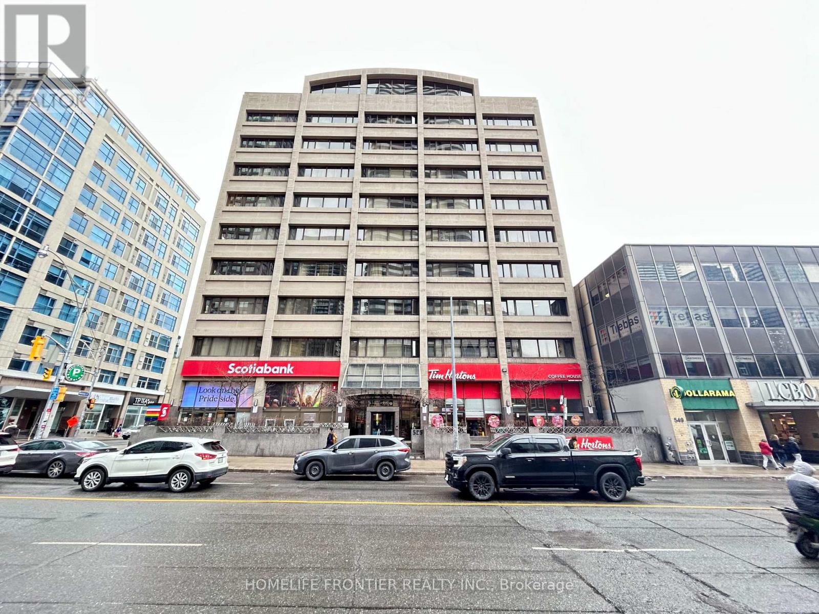 215 - 555 YONGE STREET, Toronto, Ontario