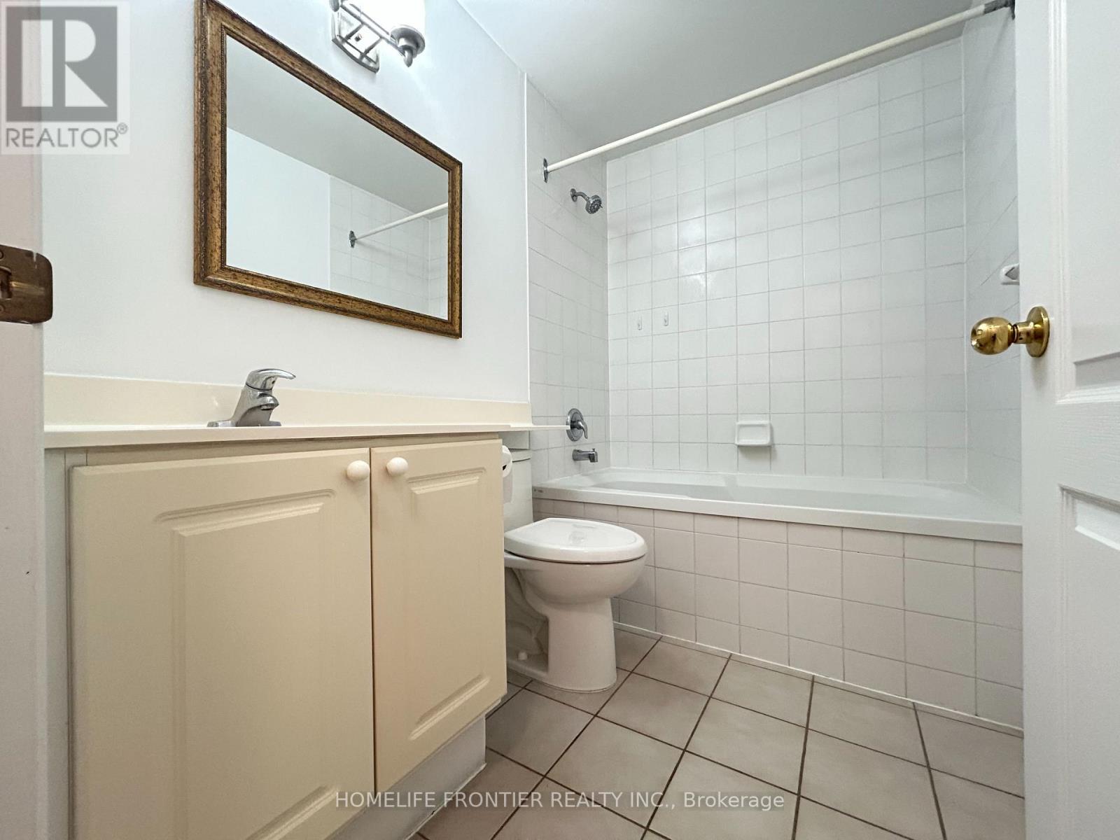 215 - 555 Yonge Street, Toronto, Ontario  M4Y 3A6 - Photo 24 - C12968324