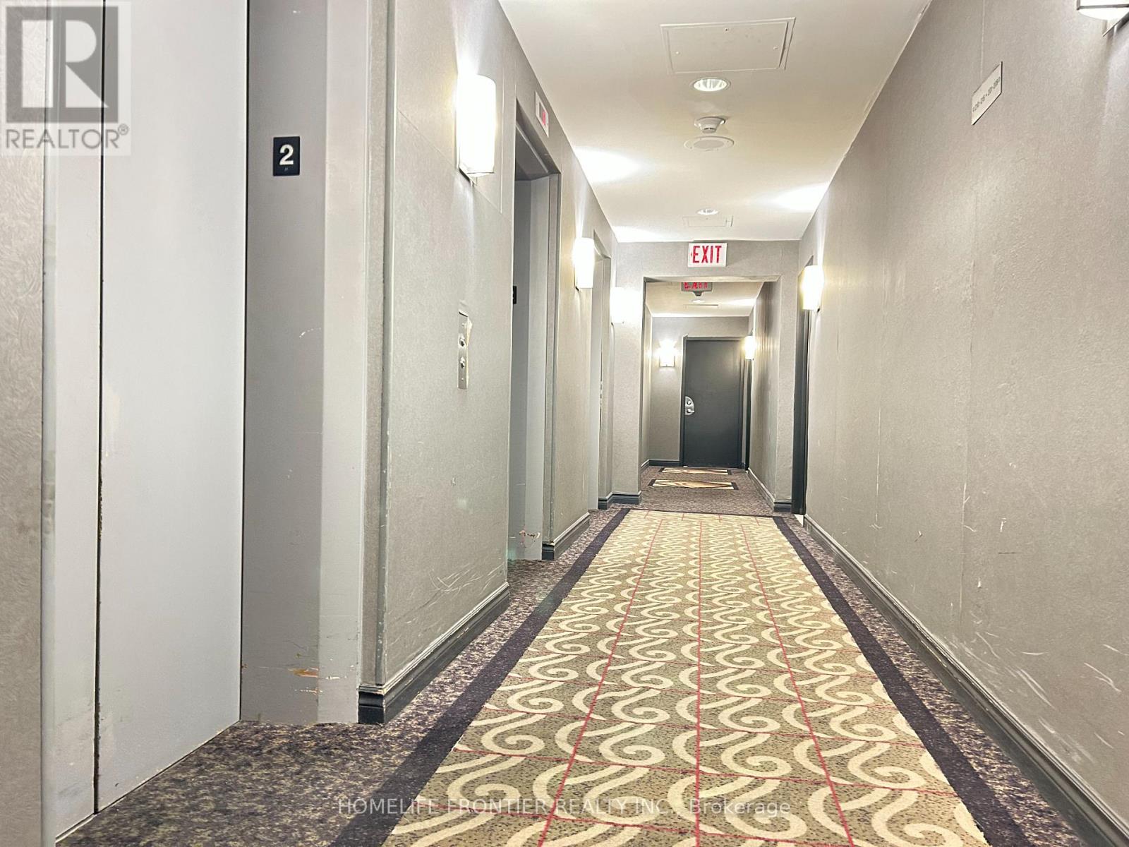 215 - 555 Yonge Street, Toronto, Ontario  M4Y 3A6 - Photo 6 - C12968324