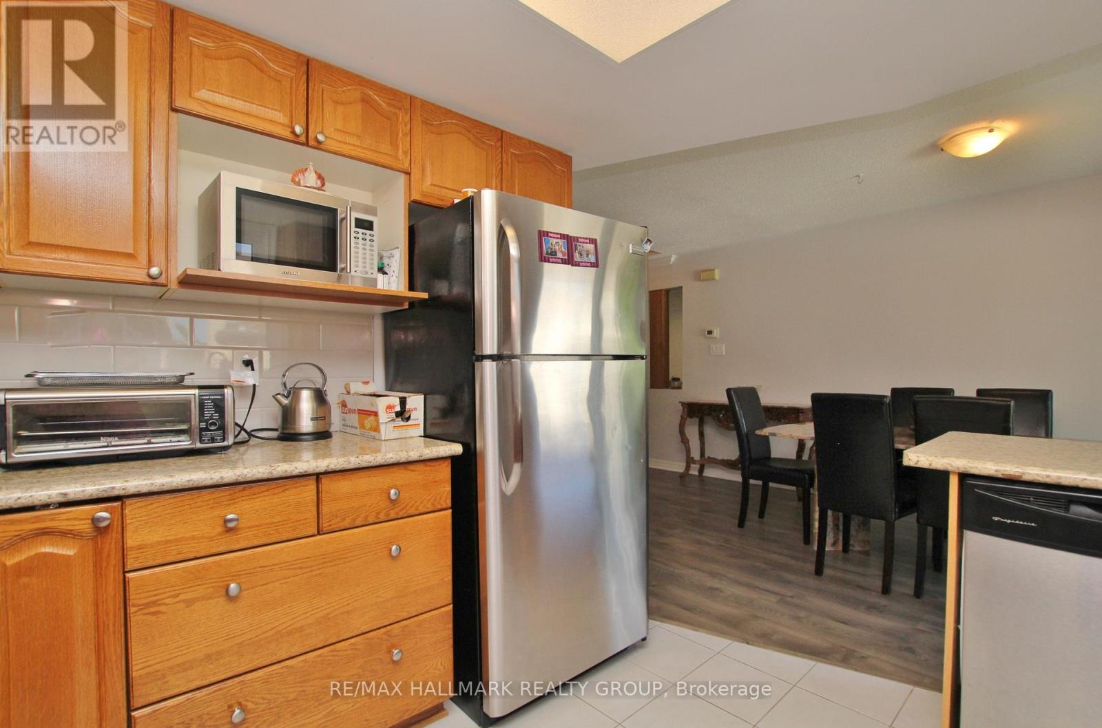 2143 Johnston Road, Ottawa, Ontario  K1G 5K1 - Photo 11 - X12968302