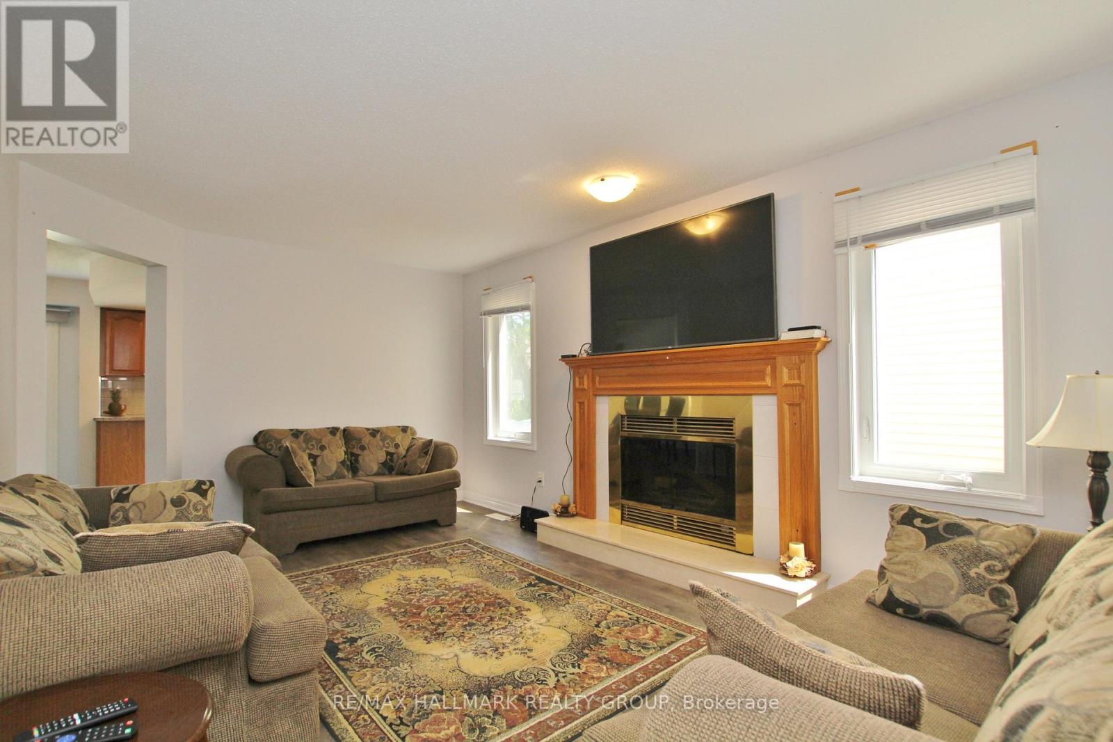 2143 Johnston Road, Ottawa, Ontario  K1G 5K1 - Photo 13 - X12968302
