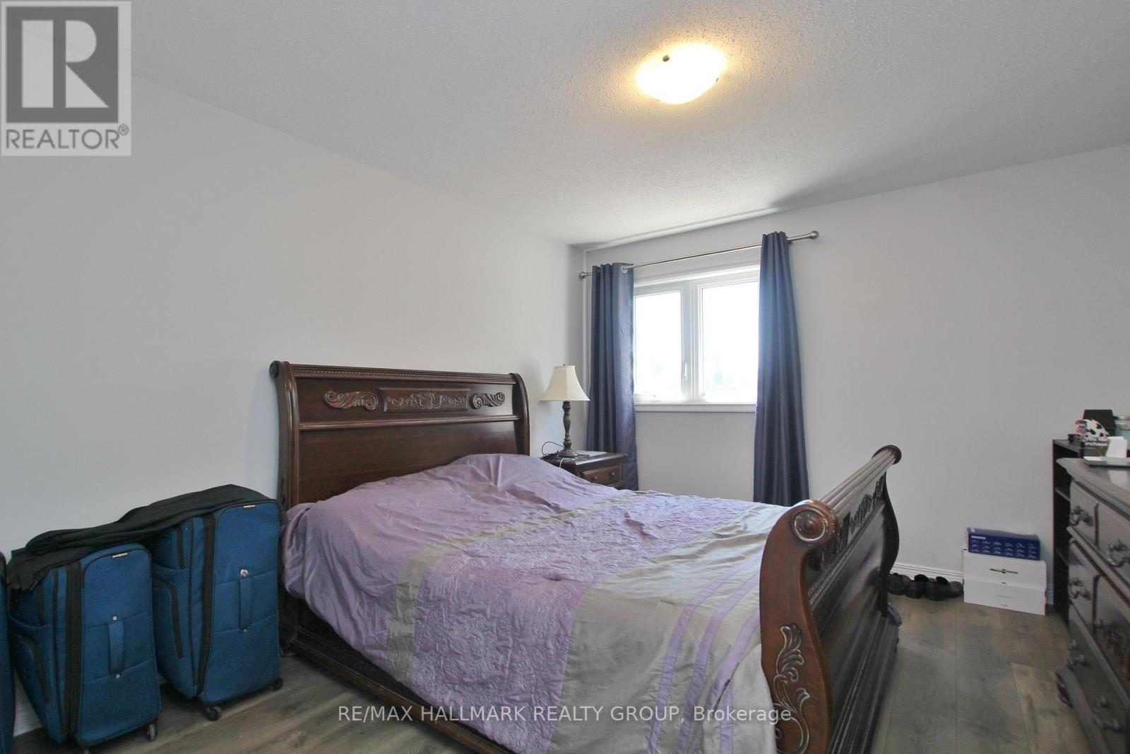 2143 Johnston Road, Ottawa, Ontario  K1G 5K1 - Photo 23 - X12968302