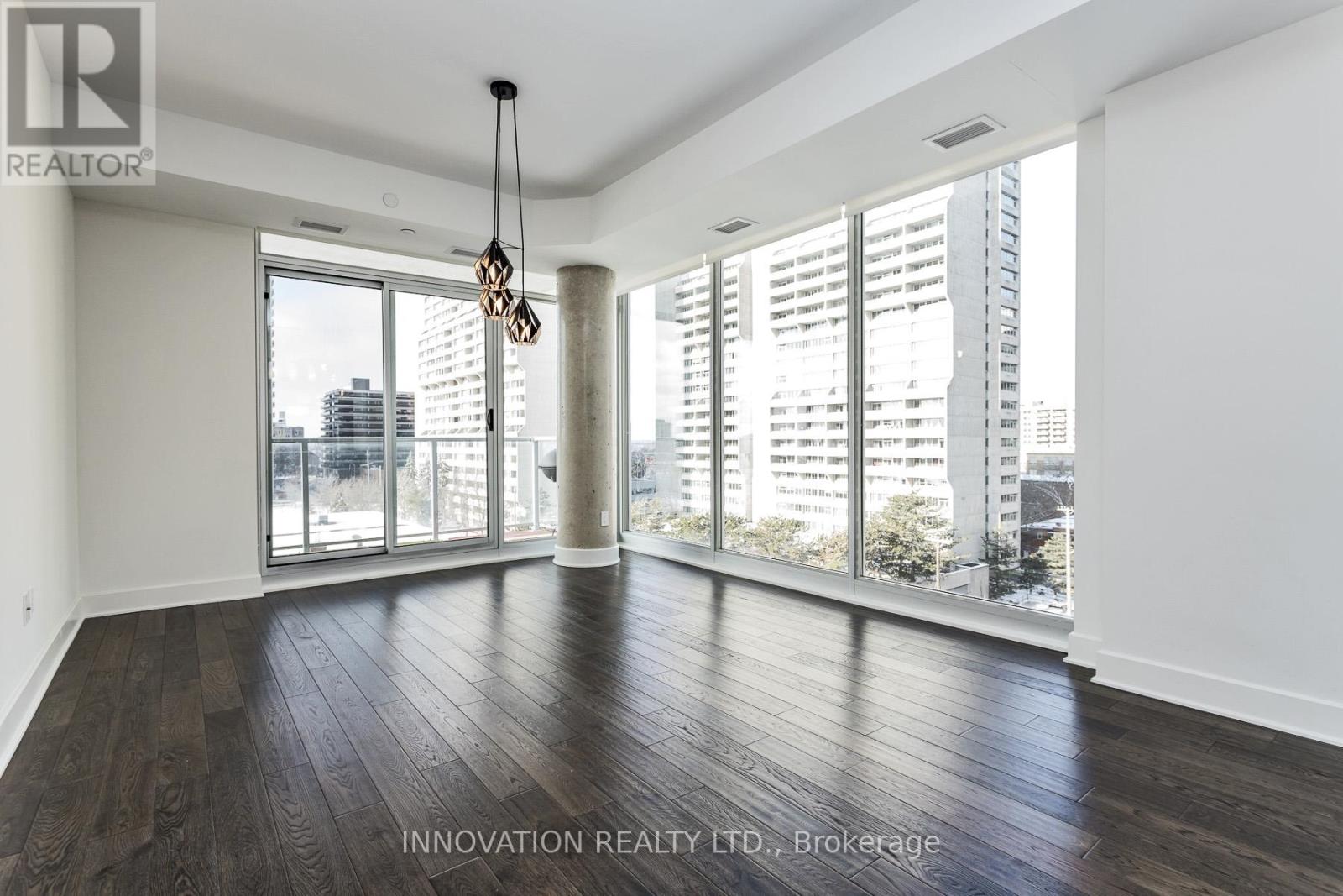 702 - 255 Bay Street, Ottawa, Ontario  K1R 0C5 - Photo 12 - X12968304