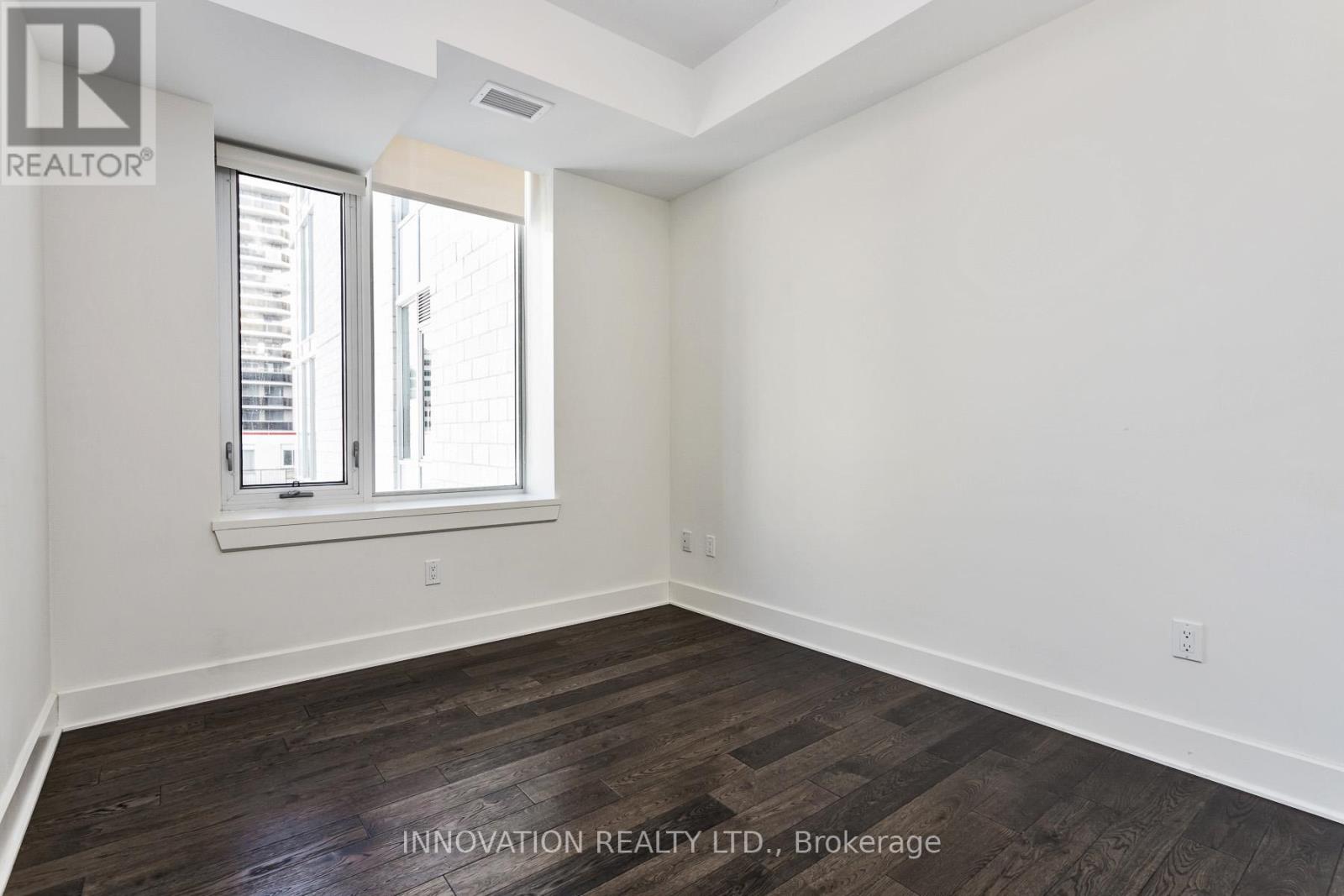 702 - 255 Bay Street, Ottawa, Ontario  K1R 0C5 - Photo 27 - X12968304