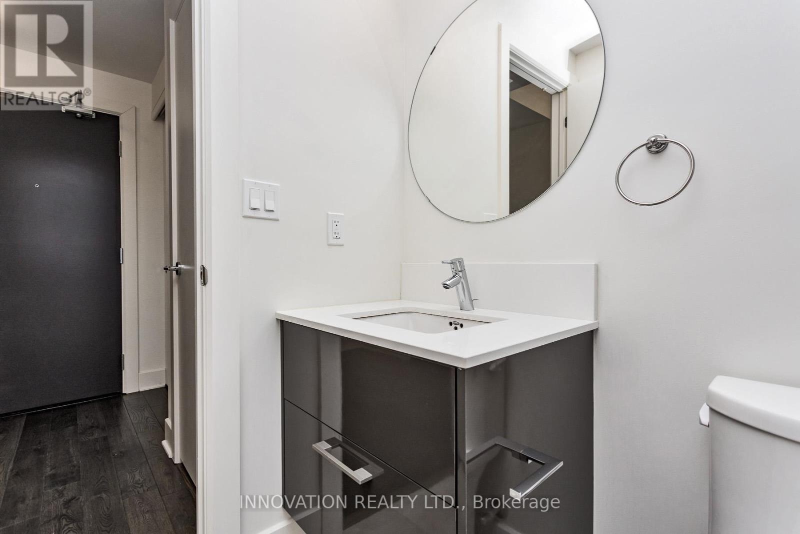 702 - 255 Bay Street, Ottawa, Ontario  K1R 0C5 - Photo 31 - X12968304