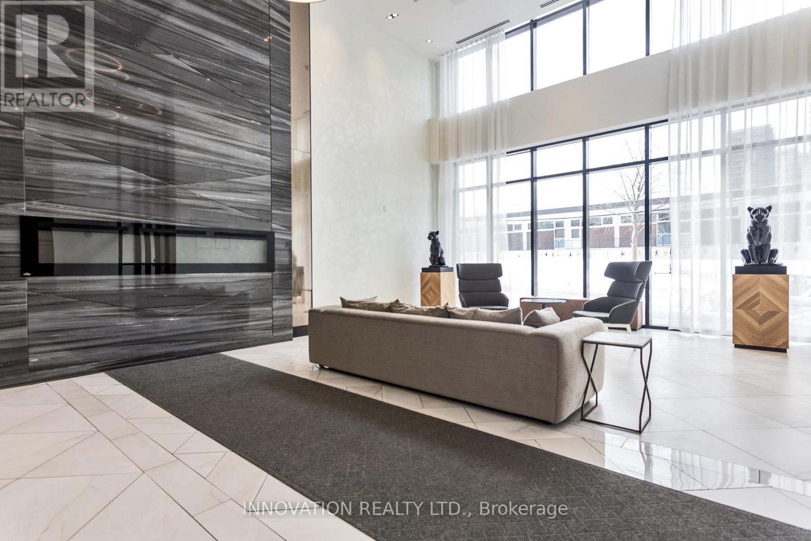 702 - 255 Bay Street, Ottawa, Ontario  K1R 0C5 - Photo 6 - X12968304